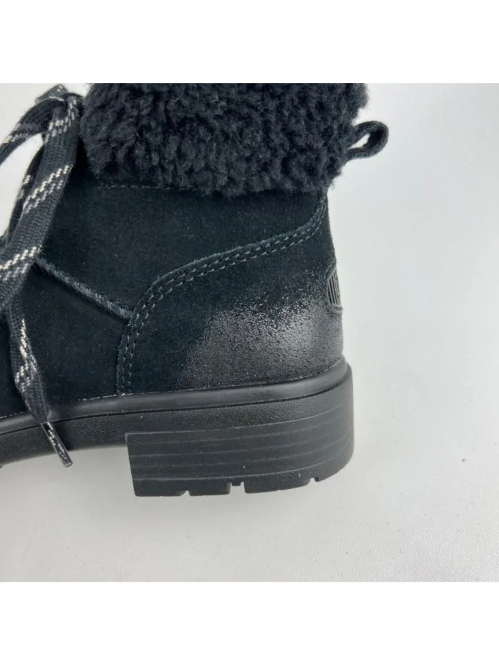 Ugg Womens Harrison Cozy Lace Up Boot Black Waterproof Suede 1130440 size 7